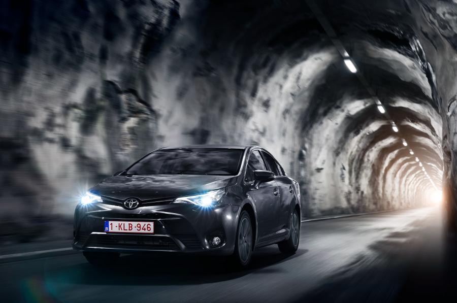  Toyota Avensis Sedan (T270) 2015 года  (фото 27 из 34)